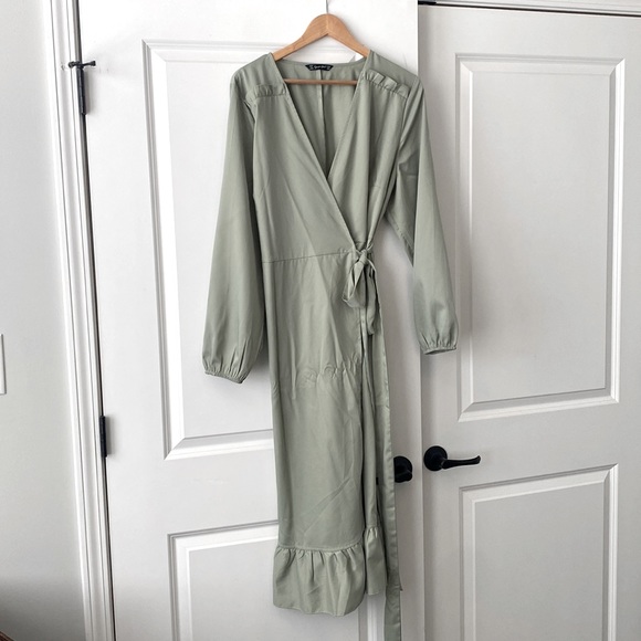 Shein Simplee Plus Green Springtime Dress - Picture 5 of 10